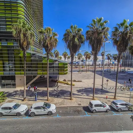 By Playa De Canteras Las Palmas de Gran Canaria